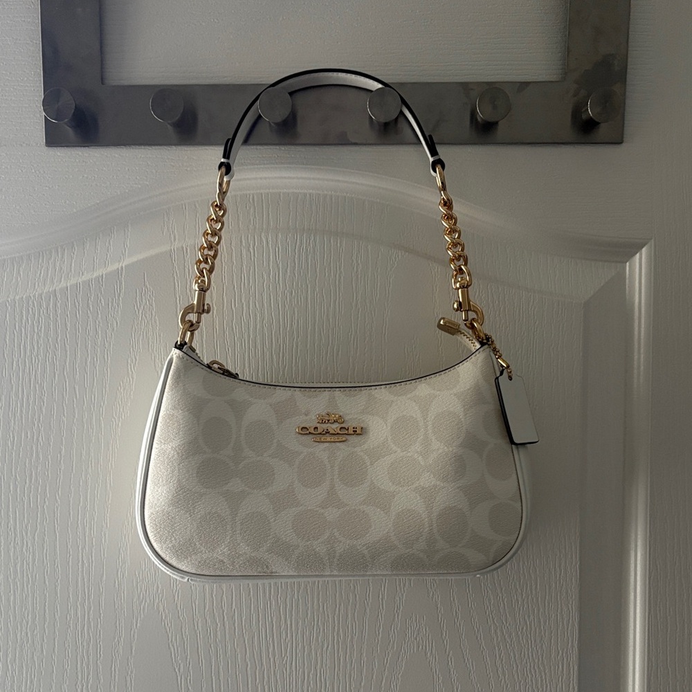 Coach Cream and Gold Shoulder Bag